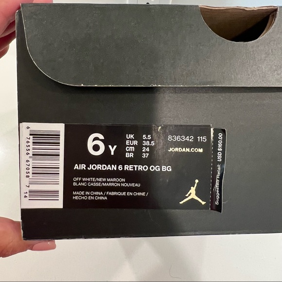 🚨AIR JORDAN 6 RETRO MAROON🚨 - Picture 10 of 10